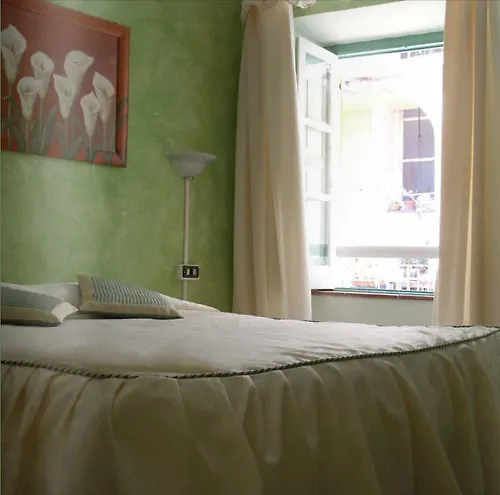Hotel Glicine Noli Olaszország